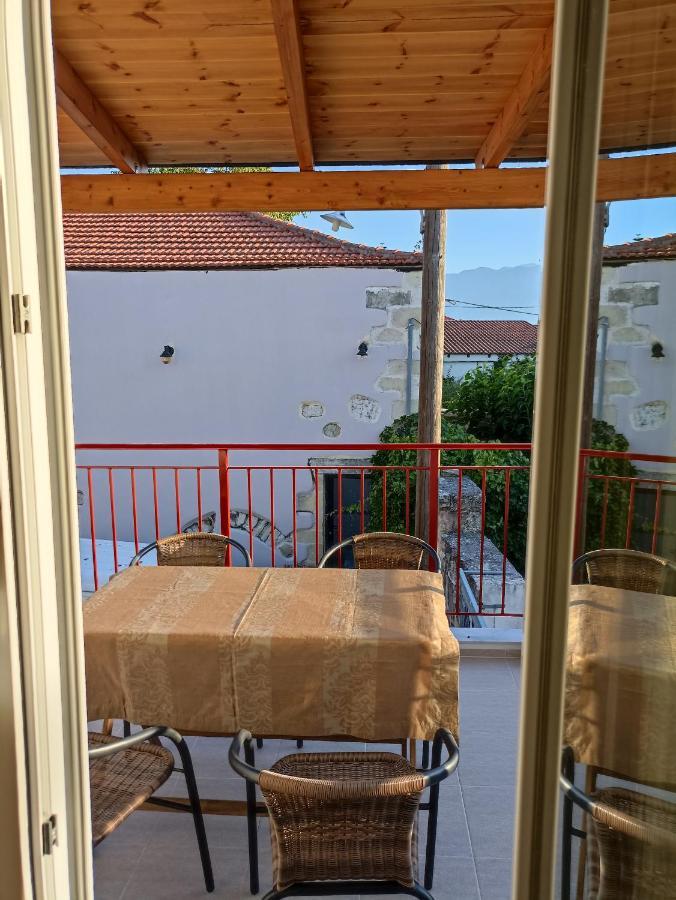 Kalamitsi 2 Floor Apartment Kalamíci Alexándru Kültér fotó